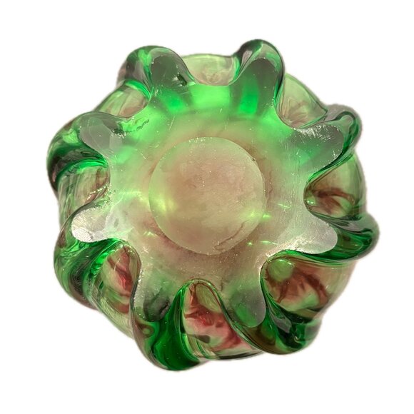 Swirled Glass Vase Tulip Shape Urn Ruffled Rim Deep Pink Green Ombre Vintage - Picture 3 of 4